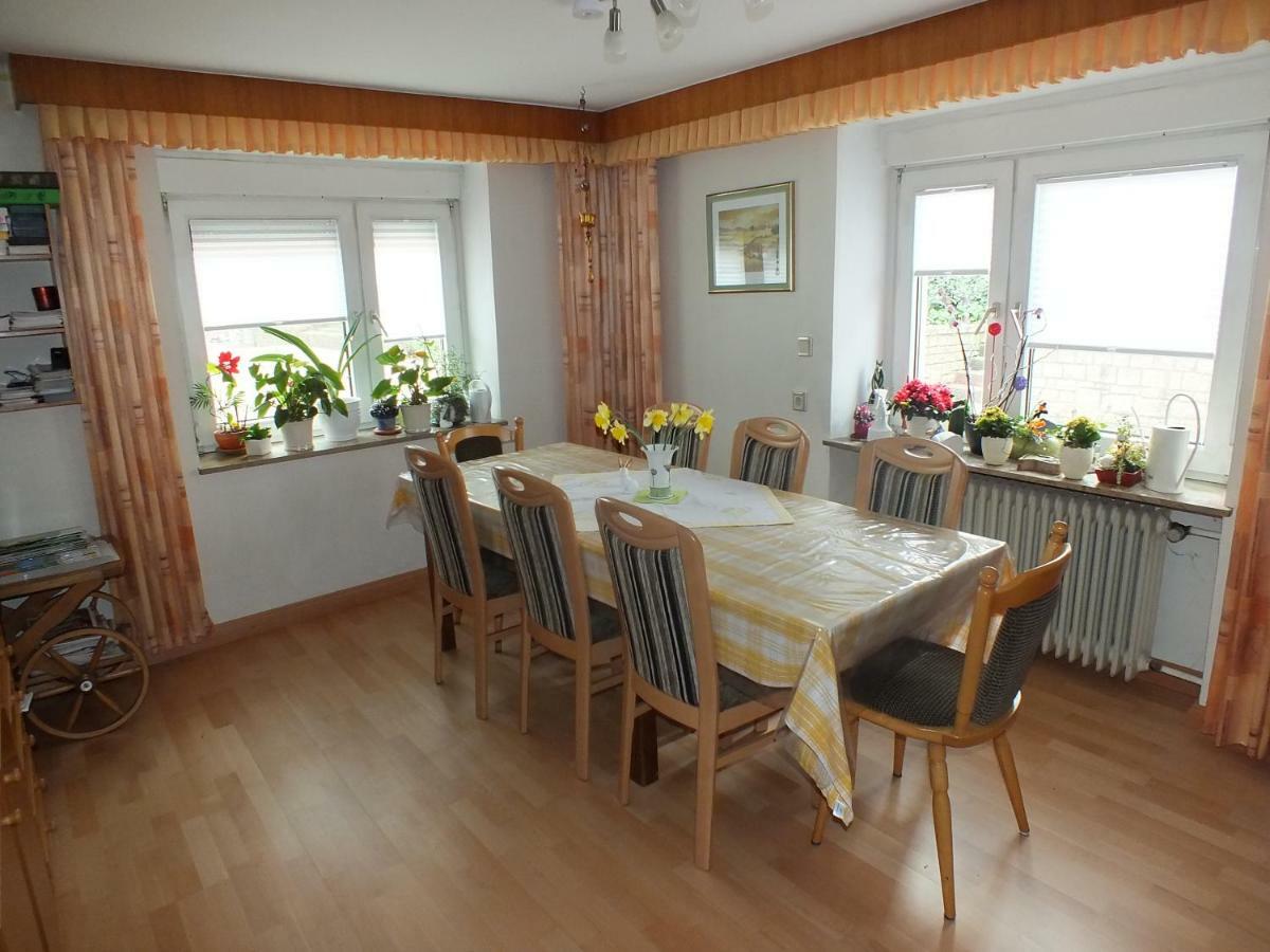 Gaestehaus Neises Minden  ภายนอก รูปภาพ